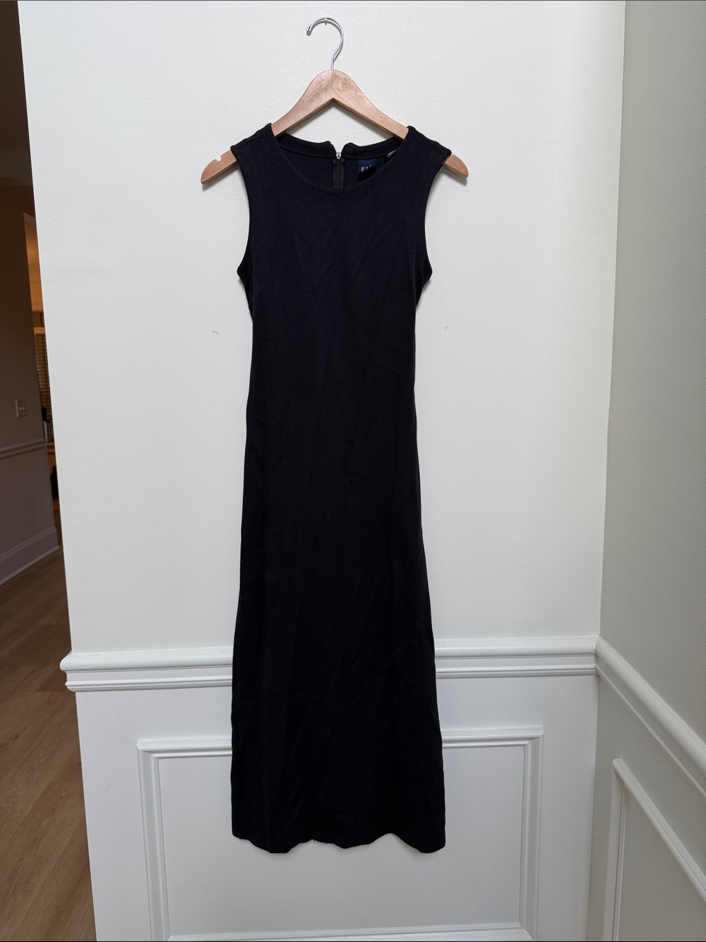 GAP Black Sleeveless Maxi Dress